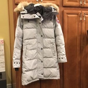 Canada Goose Shelburne parka RARE COLOR